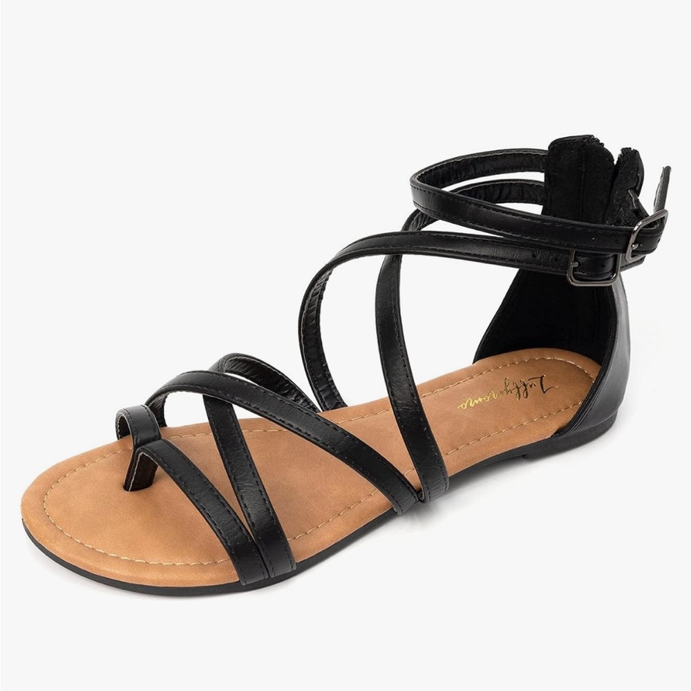 Chic Black Strappy Sandals